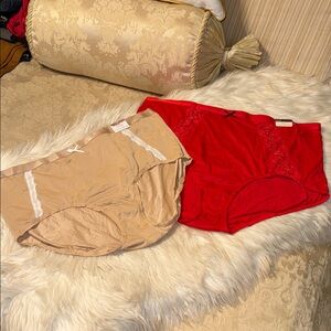 Cacique BNWOT Size 26/28 Elegant Red and Tan Women's Intimates